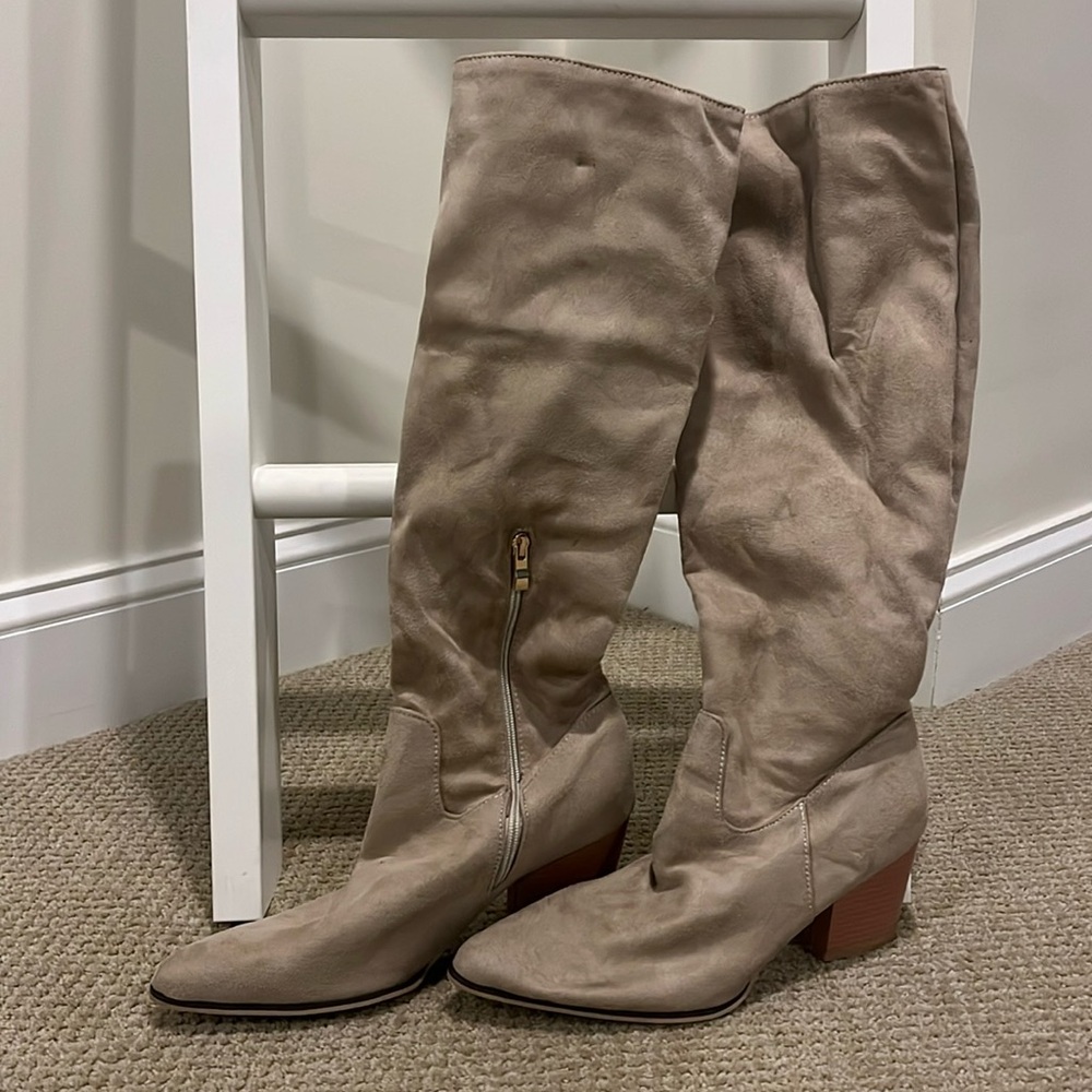 Never worn faux suede light tan heeled boots
